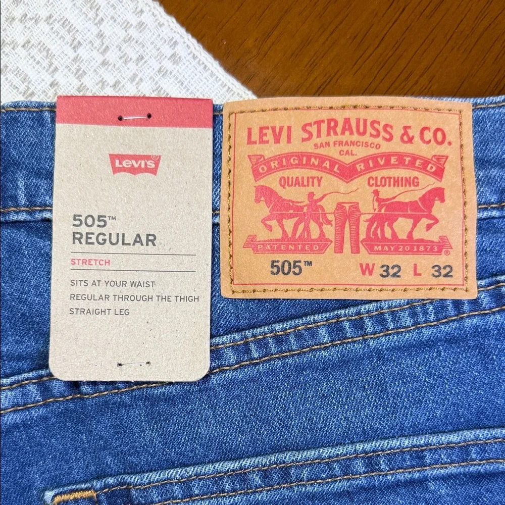 Men's Levi’s 505 Regular Blue Jeans Size 32x32